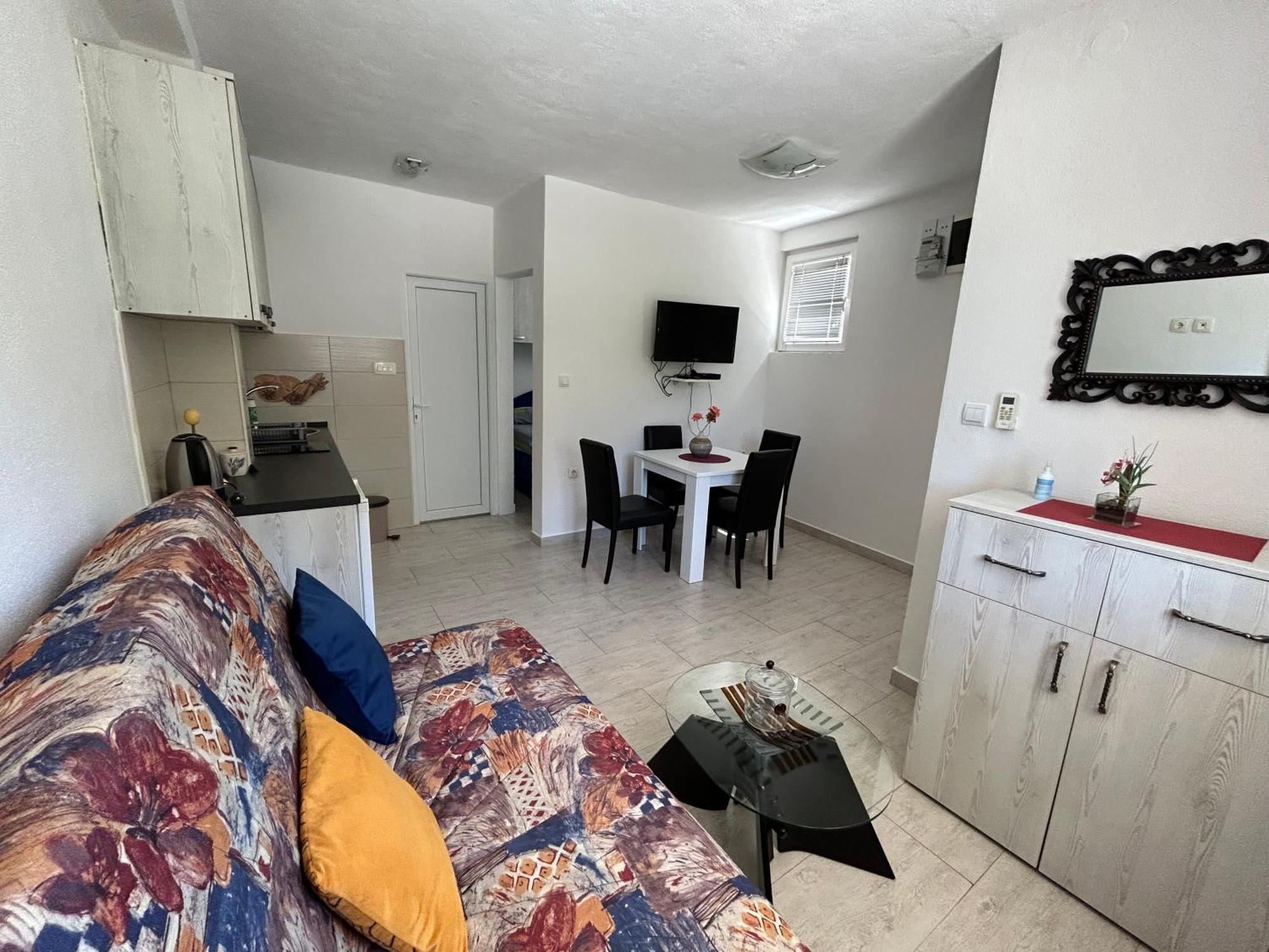 Apartments Panoramic Paradise Kotor Exterior photo